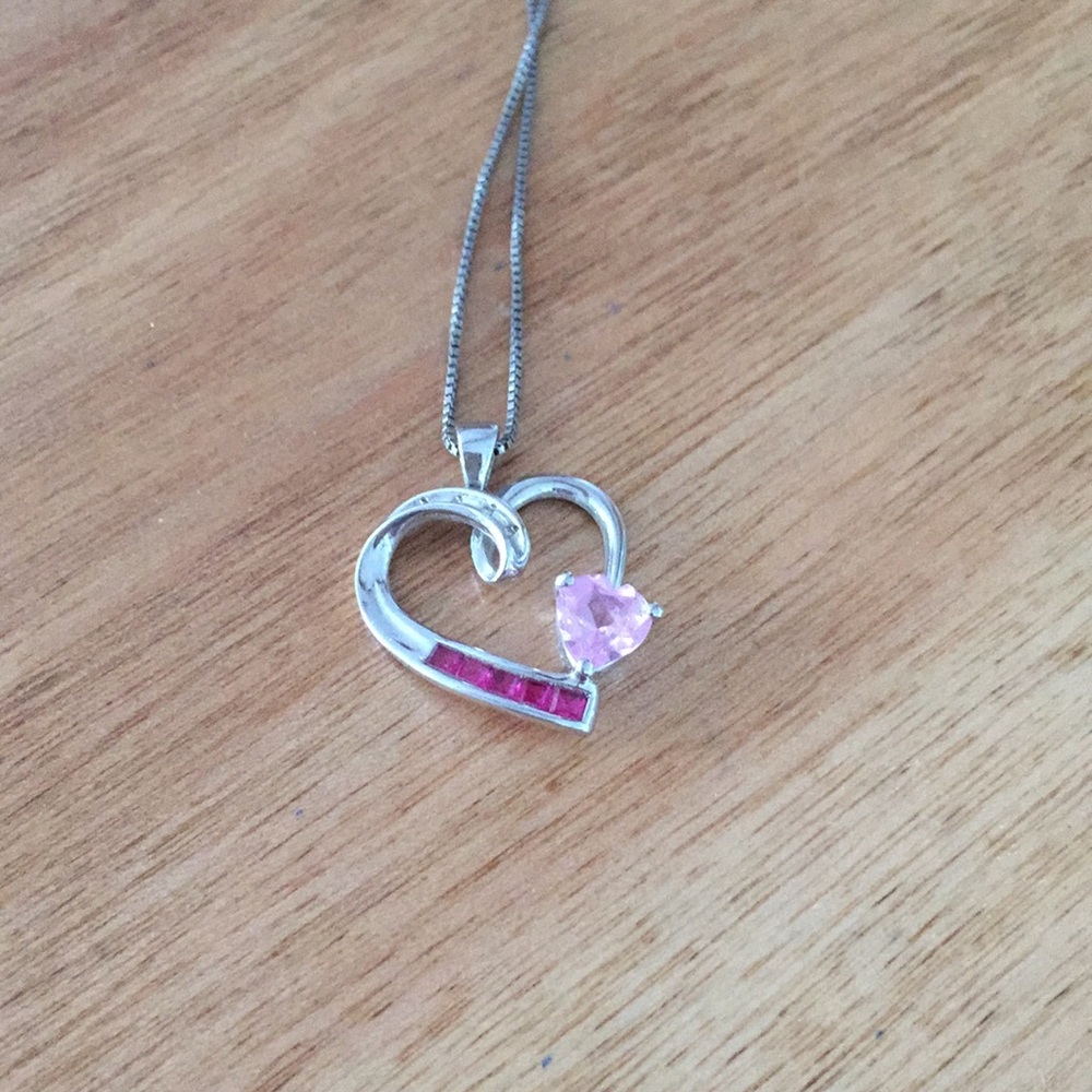 Pink heart pendant necklace